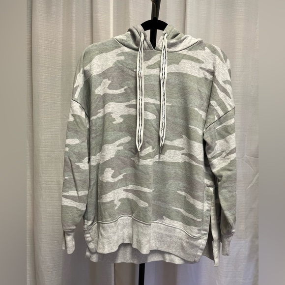 Aerie grey camo oversized hoodie | size medium - Picture 1 of 6